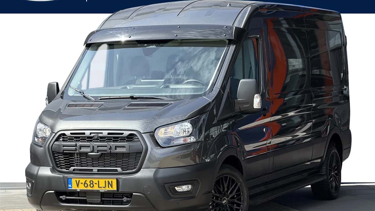 Ford Transit (2024) — foto 1