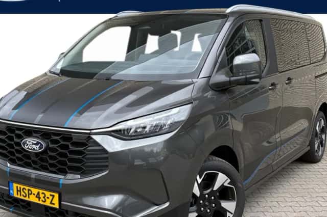 Ford Tourneo Custom (2025) thumbnail 1