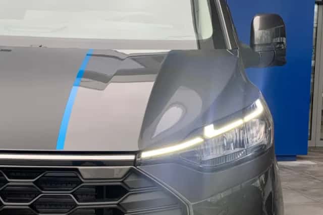 Ford Tourneo Custom (2025) thumbnail 6