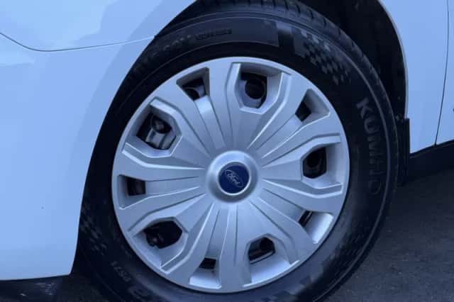 Ford Transit Connect (2023) thumbnail 5