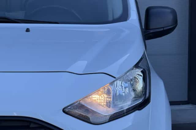 Ford Transit Connect (2023) thumbnail 6