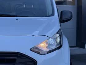 Ford Transit Connect (2023) thumbnail 6