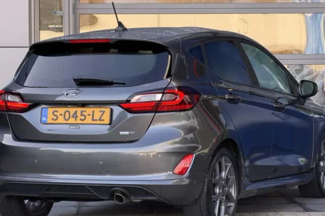 Ford Fiesta (2023) thumbnail 3