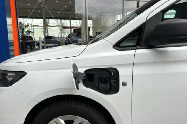 Ford Transit Connect (2024) thumbnail 4