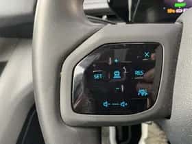 Ford Explorer (2024) thumbnail 14