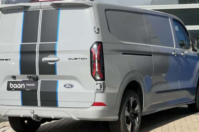 Ford Transit Custom (2026) thumbnail 3