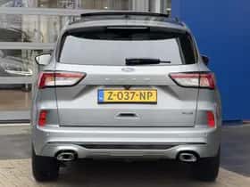 Ford Kuga (2022) thumbnail 5