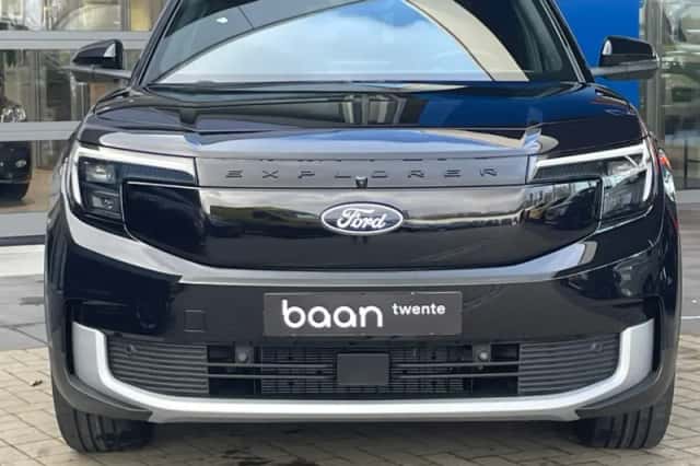 Ford Explorer (2026) thumbnail 4