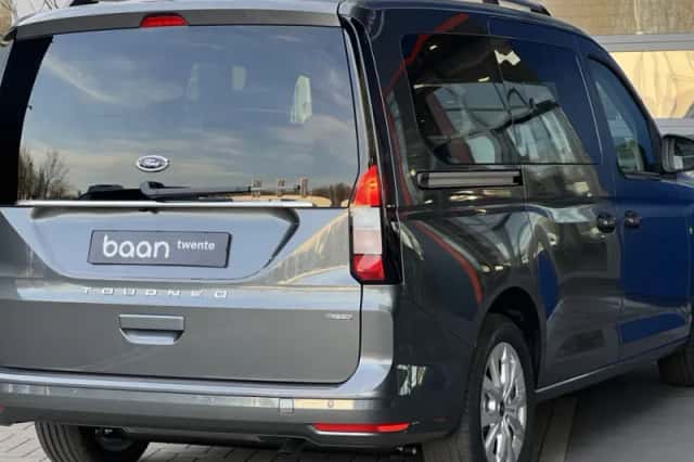 Ford Tourneo Connect (2025) thumbnail 3