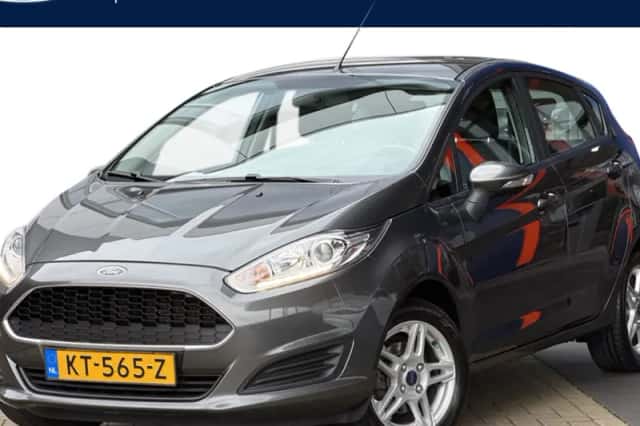 Ford Fiesta (2016) thumbnail 1