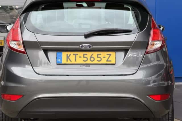 Ford Fiesta (2016) thumbnail 5