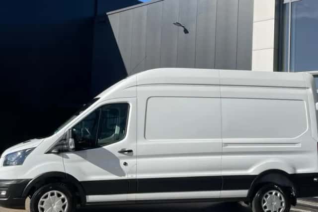 Ford Transit (2024) thumbnail 5