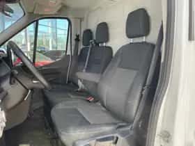 Ford Transit (2024) thumbnail 4