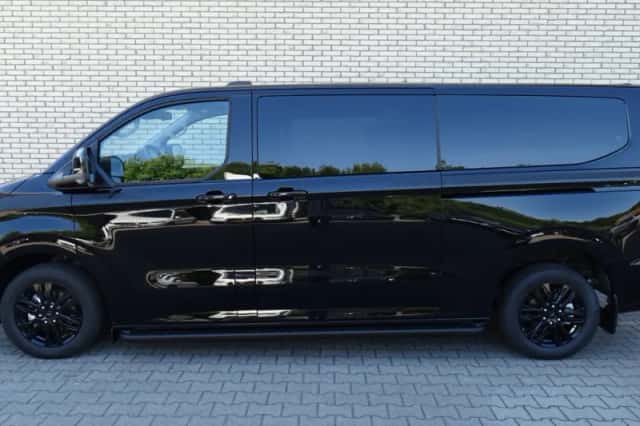 Ford Transit Custom (2025) thumbnail 3