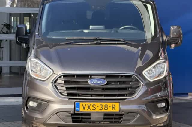 Ford Transit Custom (2023) thumbnail 4