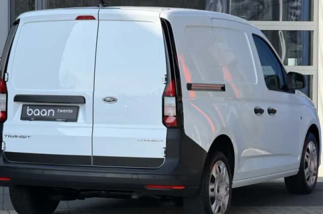 Ford Transit Connect (2024) thumbnail 4