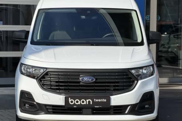 Ford Transit Connect (2024) thumbnail 5