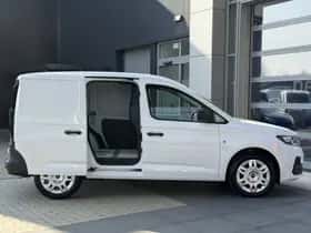 Ford Transit Connect (2024) thumbnail 6