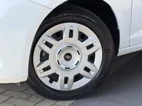 Ford Transit Connect (2024) thumbnail 9