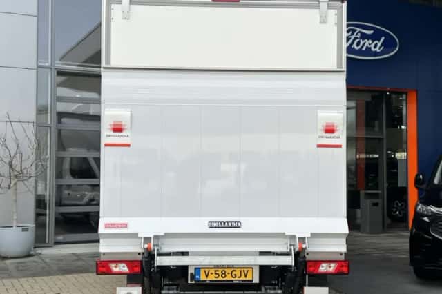 Ford Transit (2024) thumbnail 5