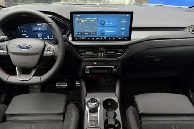Ford Kuga (2026) thumbnail 2