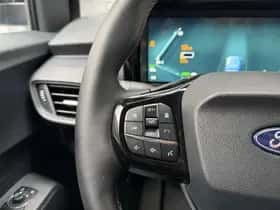 Ford E-Transit Courier thumbnail 17