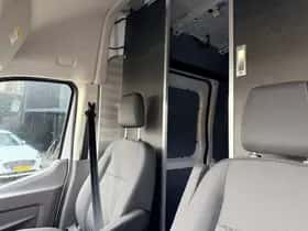 Ford E-Transit (2026) thumbnail 3