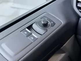 Ford Transit Custom (2024) thumbnail 24