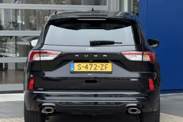 Ford Kuga (2023) thumbnail 5