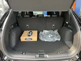 Ford Kuga (2025) thumbnail 21