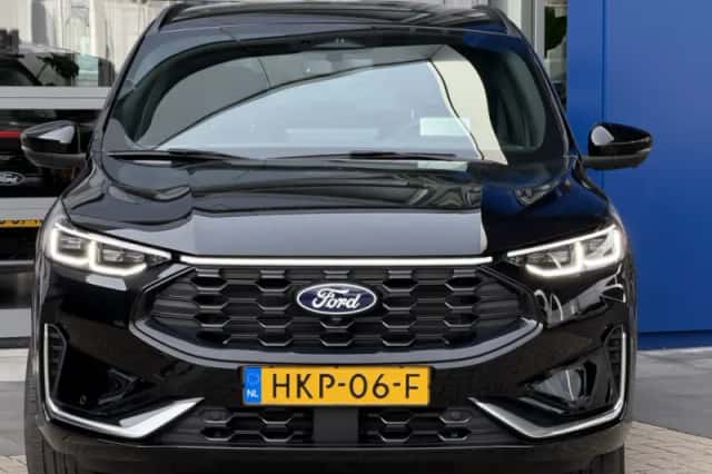 Ford Kuga (2025) thumbnail 4