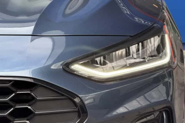 Ford Focus (2025) thumbnail 6