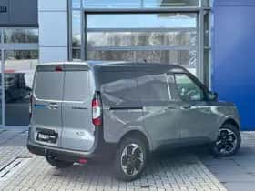 Ford Transit Courier (2026) thumbnail 2