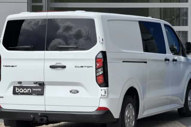 Ford Transit Custom (2026) thumbnail 3