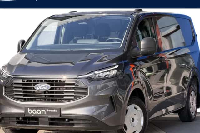 Ford Transit Custom (2024) thumbnail 1