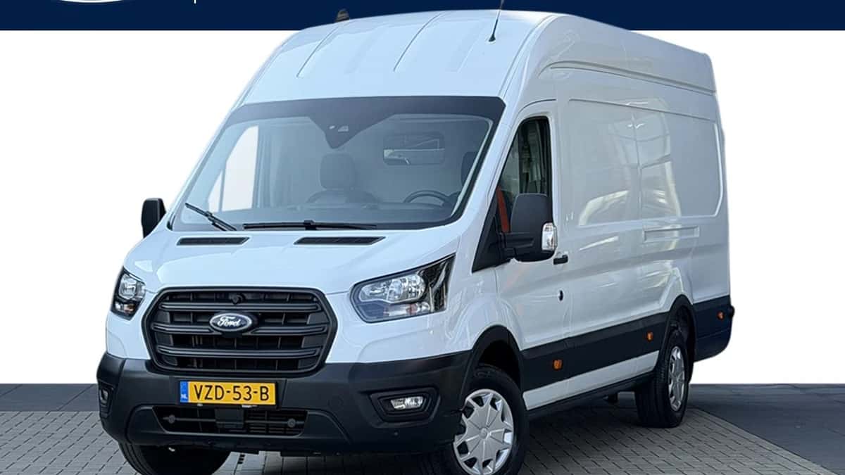 Ford Transit (2023) — foto 1