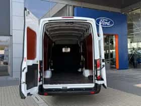 Ford Transit (2023) thumbnail 3