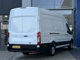 Ford Transit (2023) thumbnail 4