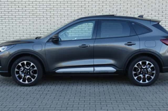 Ford Kuga (2026) thumbnail 5