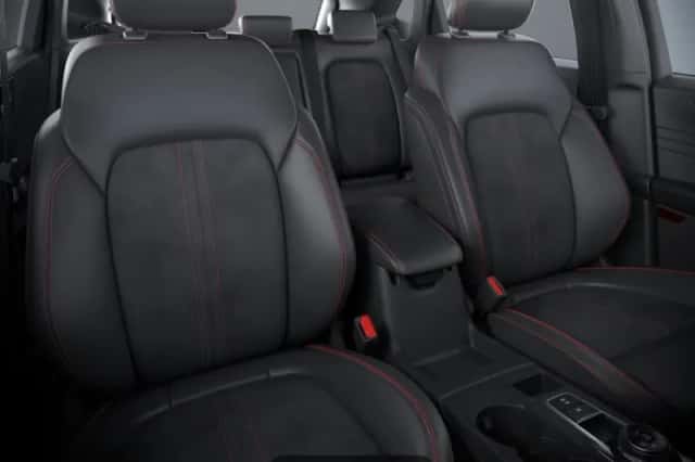 Ford Kuga (2026) thumbnail 4