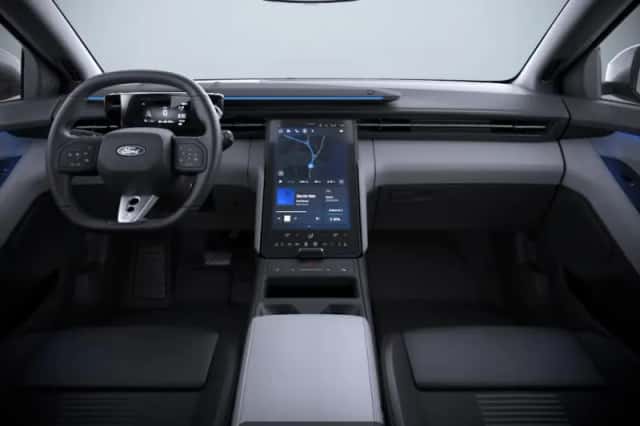 Ford Capri (2026) thumbnail 3
