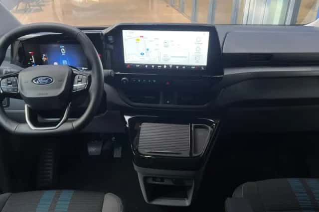 Ford Transit Custom (2026) thumbnail 2