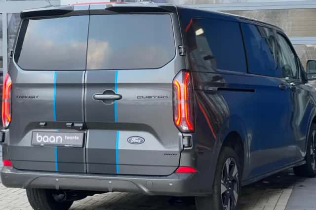 Ford Transit Custom (2026) thumbnail 3