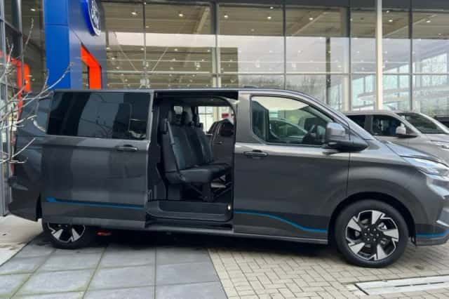 Ford Transit Custom (2026) thumbnail 5