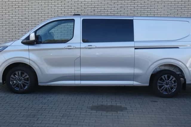Ford Transit Custom (2026) thumbnail 3