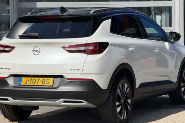 Opel Grandland X (2020) thumbnail 3