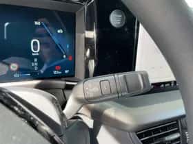 Ford E-Transit Courier (2026) thumbnail 12
