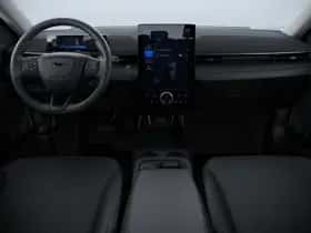 Ford Mustang Mach-E (2026) thumbnail 2