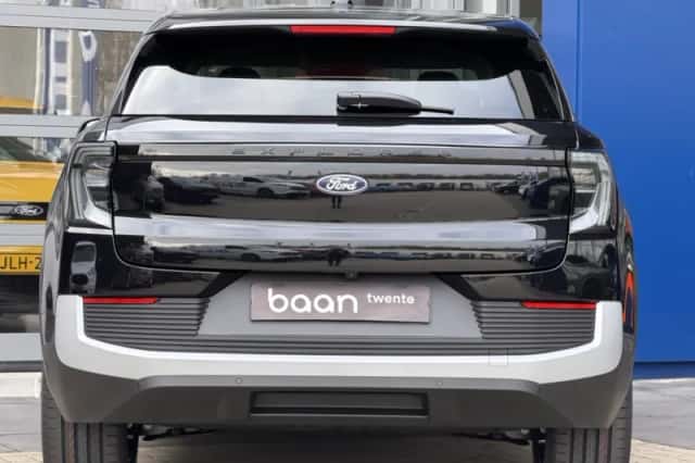 Ford Explorer (2026) thumbnail 5