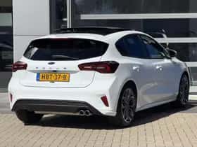 Ford Focus (2025) thumbnail 3